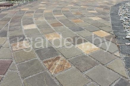 Брусчатка пиленая из песчаника Желтый для мощения