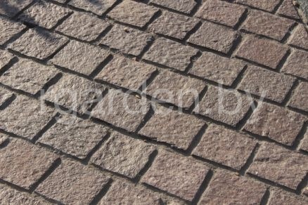Брусчатка из плитняка Лемезит бордо колотая для мощения