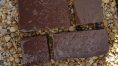 Брусчатка из плитняка Лемезит бордо колотая для мощения