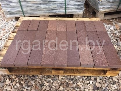 Брусчатка из плитняка Лемезит бордо пиленая для мощения