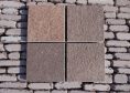 Брусчатка из плитняка Лемезит бордо пиленая для мощения