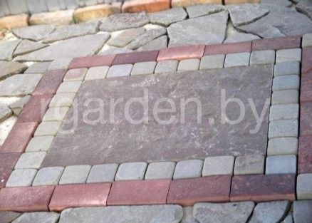 Брусчатка из песчаника Терракотово-красный галтованная (состаренная) для мощения