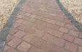 Брусчатка из плитняка Лемезит бордо колотая для мощения
