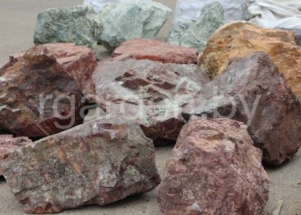 Валун Яшма сургучная