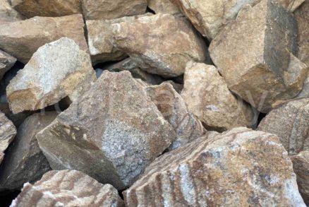 Бутовый камень Радужный