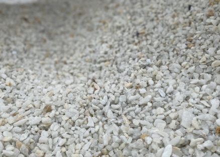 Мраморная Крошка Белая