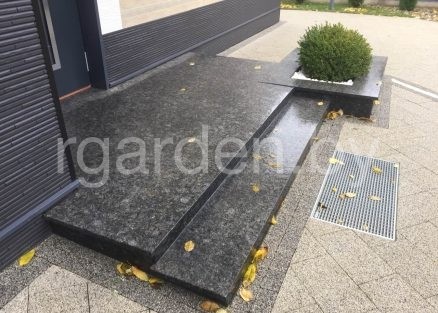 Ступени из Лабрадорита