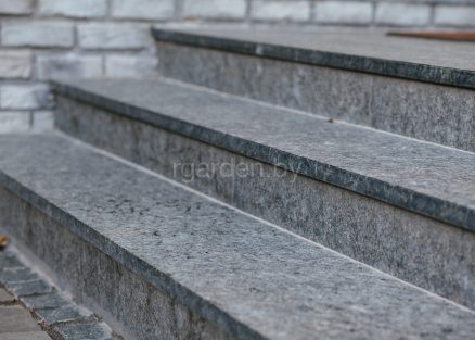 Ступени из Лабрадорита