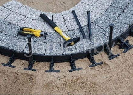 Пластиковый Гвоздь