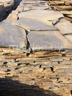 Кварцитопесчаник Графитовый для облицовки