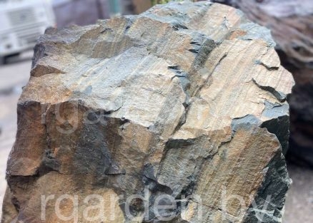 Валун Чебаркульский