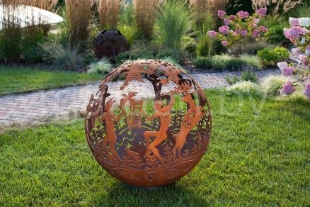 Очаг для костра с этническими мотивами