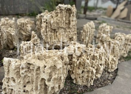 Валун Меотис