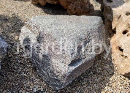 Валун Бронзовый