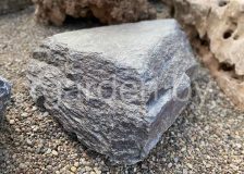 Валун Бронзовый