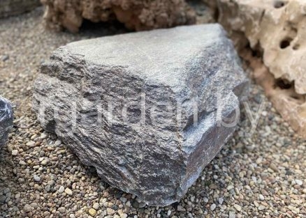 Валун Бронзовый