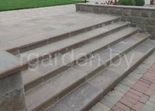 Ступени из песчаника пиленые