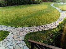 Кварцитопесчаник Графитовый галтованный