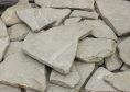 Песчаник серо-зеленый галтованный для мощения