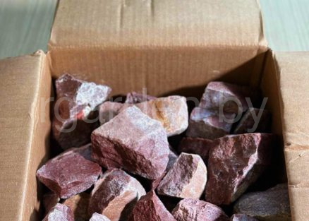 Малиновый кварцит для бани колотый фр.50-80мм